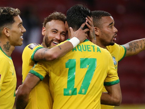 Sút phạt đền hai lần mới thành bàn, Neymar giúp Brazil đánh bại Ecuador - Ảnh 1. Sút phạt đền hai lần mới thành bàn, Neymar giúp Brazil đánh bại Ecuador - Ảnh 1.