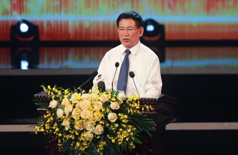 Thủ tướng Phạm Minh Chính: Quỹ vắc xin là quỹ của sự nhân ái, niềm tin, tinh thần đoàn kết - Ảnh 4. Thủ tướng Phạm Minh Chính: Quỹ vắc xin là quỹ của sự nhân ái, niềm tin, tinh thần đoàn kết - Ảnh 4.