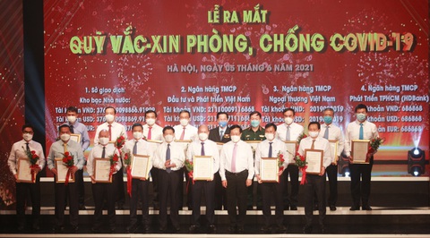 Golf Long Thành ủng hộ 500 tỉ, góp nhiều nhất cho Quỹ vắc xin tối 5-6 - Ảnh 2. Golf Long Thành ủng hộ 500 tỉ, góp nhiều nhất cho Quỹ vắc xin tối 5-6 - Ảnh 2.