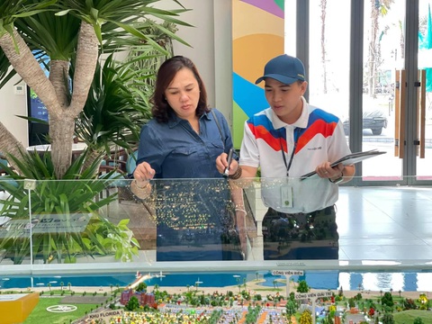 Nova College phát huy thế mạnh đào tạo chuyên ngành kinh doanh bất động sản - Ảnh 1. Nova College phát huy thế mạnh đào tạo chuyên ngành kinh doanh bất động sản - Ảnh 1.