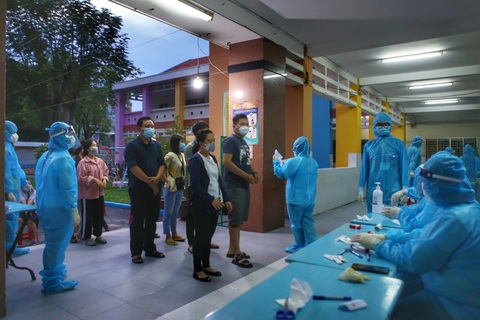 Xét nghiệm cho các đơn vị nhà nước ở Gò Vấp: Ai cũng viện lý do đơn vị đặc thù, thiết yếu - Ảnh 3. Xét nghiệm cho các đơn vị nhà nước ở Gò Vấp: Ai cũng viện lý do đơn vị đặc thù, thiết yếu - Ảnh 3.