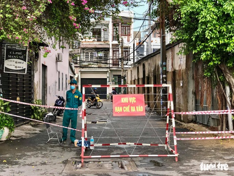 TP.HCM: Gò Vấp cùng 3 quận khác lập thêm 26 chốt kiểm soát COVID-19 - Ảnh 2. TP.HCM: Gò Vấp cùng 3 quận khác lập thêm 26 chốt kiểm soát COVID-19 - Ảnh 2.