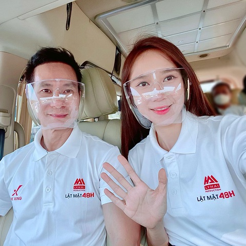 Nghệ sĩ Việt chung tay mua vắc xin - Ảnh 1. Nghệ sĩ Việt chung tay mua vắc xin - Ảnh 1.