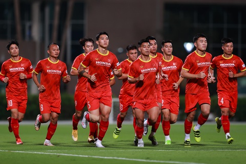 Mời bạn đọc theo dõi trận Việt Nam - Indonesia và dự đoán Cầu thủ Việt Nam xuất sắc nhất trận - Ảnh 1. Mời bạn đọc theo dõi trận Việt Nam - Indonesia và dự đoán Cầu thủ Việt Nam xuất sắc nhất trận - Ảnh 1.