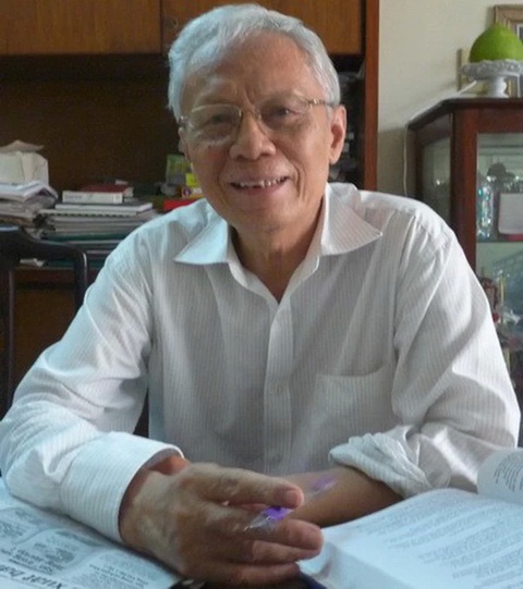 GS Nguyễn Đức Dân: Đề văn ‘nếu em phải ở trong nước sôi’ không sai - Ảnh 1. GS Nguyễn Đức Dân: Đề văn ‘nếu em phải ở trong nước sôi’ không sai - Ảnh 1.