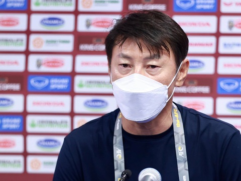 HLV Shin Tae Yong: Từng dự World Cup nhưng tôi chưa thấy trận đấu kiểu này - Ảnh 1. HLV Shin Tae Yong: Từng dự World Cup nhưng tôi chưa thấy trận đấu kiểu này - Ảnh 1.