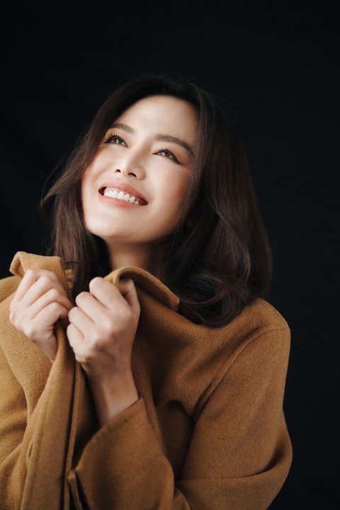 Gia đình, bạn bè đưa tiễn hoa hậu Nguyễn Thu Thủy - Ảnh 10. Gia đình, bạn bè đưa tiễn hoa hậu Nguyễn Thu Thủy - Ảnh 10.