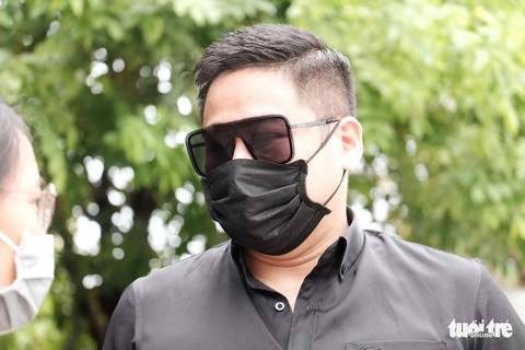 Gia đình, bạn bè đưa tiễn hoa hậu Nguyễn Thu Thủy - Ảnh 3. Gia đình, bạn bè đưa tiễn hoa hậu Nguyễn Thu Thủy - Ảnh 3.