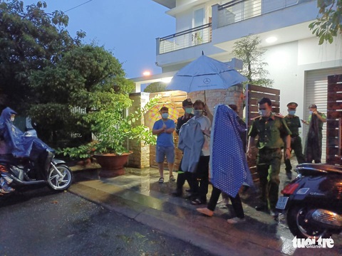 Bắt tạm giam 2 cựu chủ tịch UBND tỉnh Khánh Hòa Nguyễn Chiến Thắng, Lê Đức Vinh - Ảnh 8. Bắt tạm giam 2 cựu chủ tịch UBND tỉnh Khánh Hòa Nguyễn Chiến Thắng, Lê Đức Vinh - Ảnh 8.