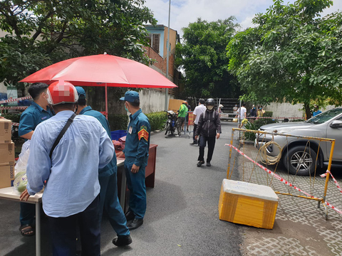 TP Thủ Đức: Khoanh vùng một lô chung cư Bộ Công an do liên quan ca dương tính - Ảnh 2. TP Thủ Đức: Khoanh vùng một lô chung cư Bộ Công an do liên quan ca dương tính - Ảnh 2.