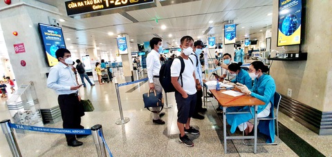 Hàng không ở Tân Sơn Nhất giảm đến đáy của đáy - Ảnh 8. Hàng không ở Tân Sơn Nhất giảm đến đáy của đáy - Ảnh 8.