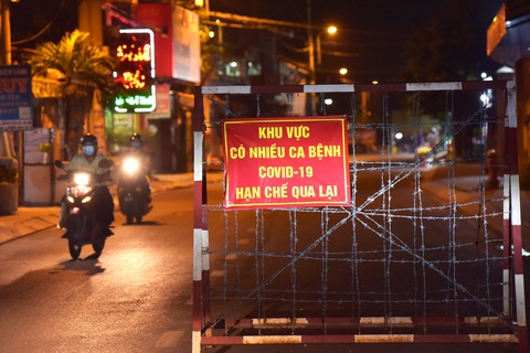 Cấm phương tiện qua một đoạn đường Nguyễn Thị Sóc (Hóc Môn) từ 20h đến 6h sáng - Ảnh 1. Cấm phương tiện qua một đoạn đường Nguyễn Thị Sóc (Hóc Môn) từ 20h đến 6h sáng - Ảnh 1.