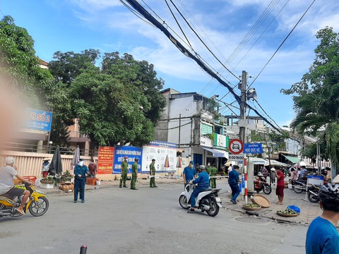 Phong tỏa chợ đầu mối Tân An ở Cần Thơ - Ảnh 2. Phong tỏa chợ đầu mối Tân An ở Cần Thơ - Ảnh 2.