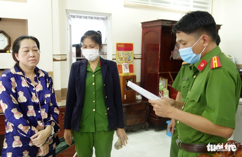 Khám xét 16 địa điểm liên quan bà trùm Mười Tường, thu giữ hơn 36kg vàng, 1,27 triệu USD - Ảnh 1. Khám xét 16 địa điểm liên quan bà trùm Mười Tường, thu giữ hơn 36kg vàng, 1,27 triệu USD - Ảnh 1.
