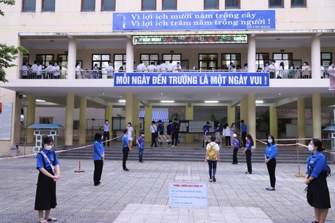 12-7, da nang - chia to cham thi tot nghiep thpt, dam bao gian cach 1(read-only) 12-7, da nang - chia to cham thi tot nghiep thpt, dam bao gian cach 1(read-only)