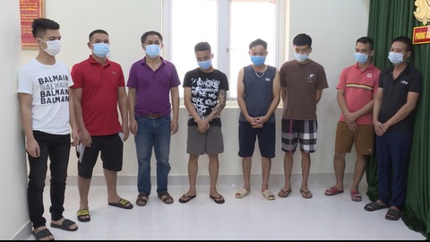 Phá đường dây cá độ bóng đá qua mạng hơn 60 tỉ - Ảnh 1. Phá đường dây cá độ bóng đá qua mạng hơn 60 tỉ - Ảnh 1.