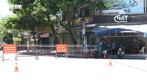 Thành phố Tuy Hòa áp dụng giãn cách xã hội 14 ngày - Ảnh 1. Thành phố Tuy Hòa áp dụng giãn cách xã hội 14 ngày - Ảnh 1.