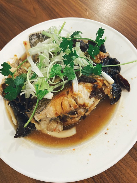 Diễn viên Trung Dũng nấu lòng khìa nước dừa và tô canh huyết - Ảnh 8. Diễn viên Trung Dũng nấu lòng khìa nước dừa và tô canh huyết - Ảnh 8.