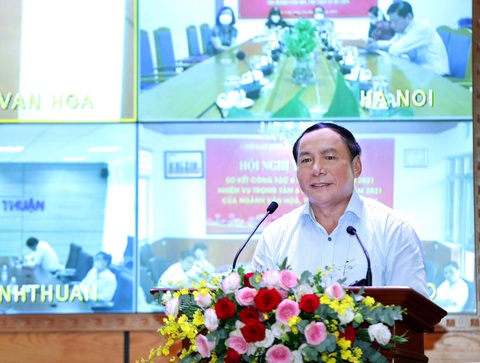 Bộ trưởng Nguyễn Văn Hùng: Phải tự trách mình khi để cho từ văn hóa biến mất - Ảnh 1. Bộ trưởng Nguyễn Văn Hùng: Phải tự trách mình khi để cho từ văn hóa biến mất - Ảnh 1.