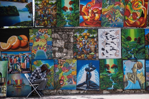 Biểu tình và bất ổn lan rộng tại Haiti sau vụ ám sát tổng thống - Ảnh 4. Biểu tình và bất ổn lan rộng tại Haiti sau vụ ám sát tổng thống - Ảnh 4.