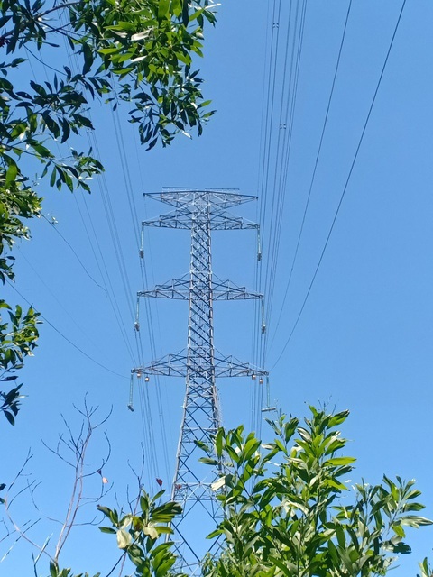 Đường dây huyết mạch 500kV mạch 3 qua Đại Lộc thông suốt - Ảnh 1. Đường dây huyết mạch 500kV mạch 3 qua Đại Lộc thông suốt - Ảnh 1.