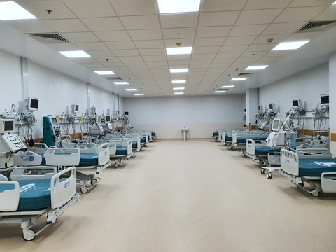 Cận cảnh bệnh viện 1.000 giường điều trị bệnh nhân COVID-19 nặng - Ảnh 1. Cận cảnh bệnh viện 1.000 giường điều trị bệnh nhân COVID-19 nặng - Ảnh 1.