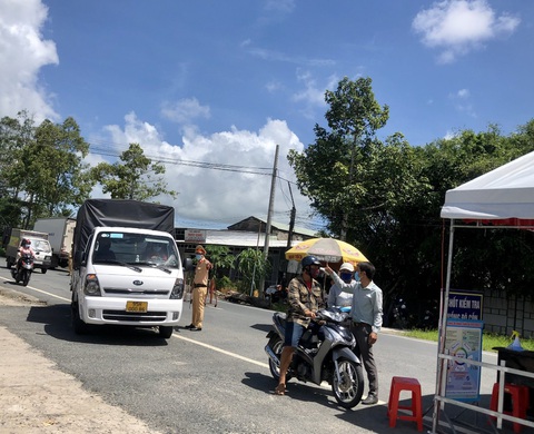 Xôn xao tin công đoàn viên không tham gia hỗ trợ chống dịch sẽ bị xử lý - Ảnh 2. Xôn xao tin công đoàn viên không tham gia hỗ trợ chống dịch sẽ bị xử lý - Ảnh 2.