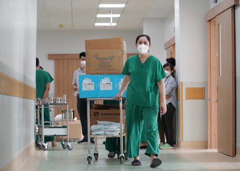 Cận cảnh bệnh viện 1.000 giường điều trị bệnh nhân COVID-19 nặng - Ảnh 4. Cận cảnh bệnh viện 1.000 giường điều trị bệnh nhân COVID-19 nặng - Ảnh 4.
