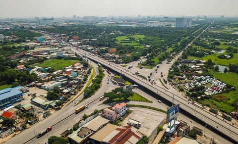 Bình Chánh ‘lột xác’ nhờ cú hích hạ tầng - Ảnh 1. Bình Chánh ‘lột xác’ nhờ cú hích hạ tầng - Ảnh 1.