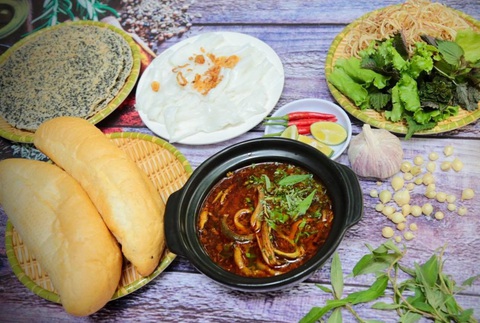 Người xứ Nghệ bày cách nấu đủ món lươn chuẩn những ngày giãn cách - Ảnh 3. Người xứ Nghệ bày cách nấu đủ món lươn chuẩn những ngày giãn cách - Ảnh 3.