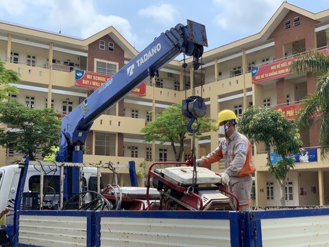 EVNNPC hoàn thành ‘mục tiêu kép’ 6 tháng đầu năm 2021 - Ảnh 1. EVNNPC hoàn thành ‘mục tiêu kép’ 6 tháng đầu năm 2021 - Ảnh 1.