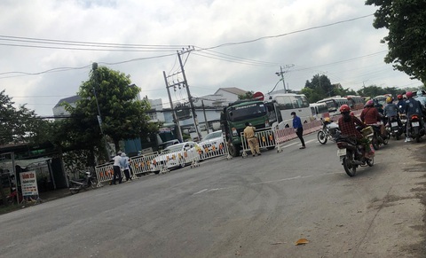 Tây Ninh: 200.000 dân huyện Dương Minh Châu không được ra khỏi địa phương vì COVID-19 - Ảnh 1. Tây Ninh: 200.000 dân huyện Dương Minh Châu không được ra khỏi địa phương vì COVID-19 - Ảnh 1.