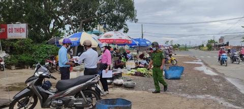 COVID-19 tối 16-7: Cần Thơ thành lập bệnh viện dã chiến 100 giường - Ảnh 3. COVID-19 tối 16-7: Cần Thơ thành lập bệnh viện dã chiến 100 giường - Ảnh 3.