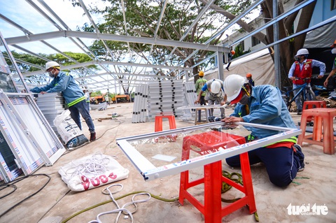 TP.HCM cấp tốc xây dựng 2 bệnh viện dã chiến - Ảnh 13. TP.HCM cấp tốc xây dựng 2 bệnh viện dã chiến - Ảnh 13.