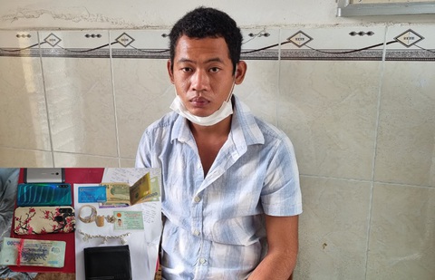 Bắt thanh niên giết người cướp tài sản lấy tiền trả nợ cá độ đá bóng - Ảnh 1. Bắt thanh niên giết người cướp tài sản lấy tiền trả nợ cá độ đá bóng - Ảnh 1.