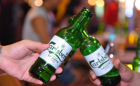 Cùng Carlsberg tôn vinh các cầu thủ thứ 12 - Ảnh 1. Cùng Carlsberg tôn vinh các cầu thủ thứ 12 - Ảnh 1.