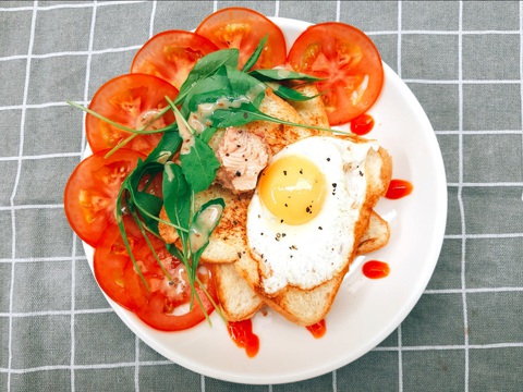 Bánh tằm, xôi hoa đậu, bánh kẹp - bữa sáng có gì ăn nấy mùa giãn cách - Ảnh 3. Bánh tằm, xôi hoa đậu, bánh kẹp - bữa sáng có gì ăn nấy mùa giãn cách - Ảnh 3.