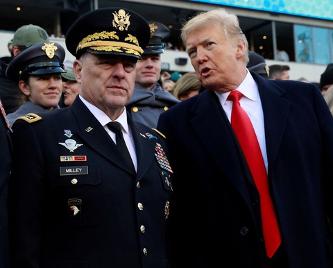 Ông Trump bác thông tin có ý định đe dọa đảo chính - Ảnh 1. Ông Trump bác thông tin có ý định đe dọa đảo chính - Ảnh 1.