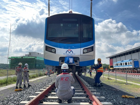 Chủ đầu tư metro số 1 thông tin việc tư vấn tạm dừng giám sát thi công vì dịch COVID-19 - Ảnh 1. Chủ đầu tư metro số 1 thông tin việc tư vấn tạm dừng giám sát thi công vì dịch COVID-19 - Ảnh 1.