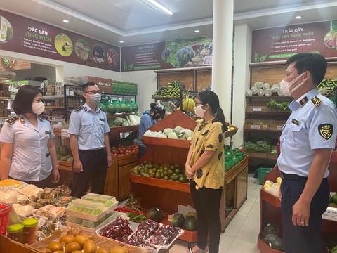 Siết chặt phòng chống dịch, Hà Nội khẳng định dự trữ gấp 3 lần, cung ứng đủ hàng - Ảnh 1. Siết chặt phòng chống dịch, Hà Nội khẳng định dự trữ gấp 3 lần, cung ứng đủ hàng - Ảnh 1.