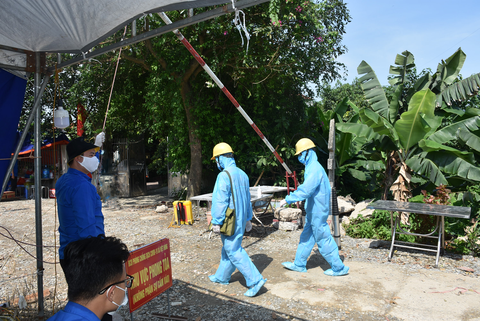 Đảm bảo nguồn cung ứng điện cho Hà Nội trong điều kiện dịch phức tạp - Ảnh 2. Đảm bảo nguồn cung ứng điện cho Hà Nội trong điều kiện dịch phức tạp - Ảnh 2.
