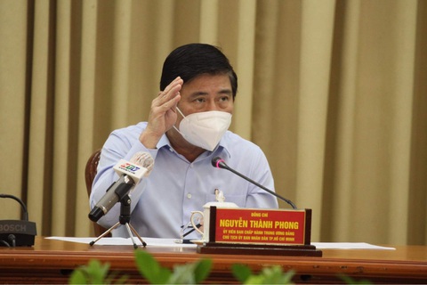 Chủ tịch Nguyễn Thành Phong gửi thư đến người dân TP.HCM: 8 giải pháp hiệu quả để chống dịch - Ảnh 1. Chủ tịch Nguyễn Thành Phong gửi thư đến người dân TP.HCM: 8 giải pháp hiệu quả để chống dịch - Ảnh 1.
