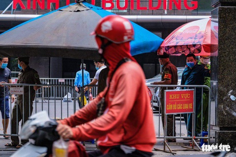 Hà Nội thêm 41 ca COVID-19 trong ngày 19-7 - Ảnh 1. Hà Nội thêm 41 ca COVID-19 trong ngày 19-7 - Ảnh 1.
