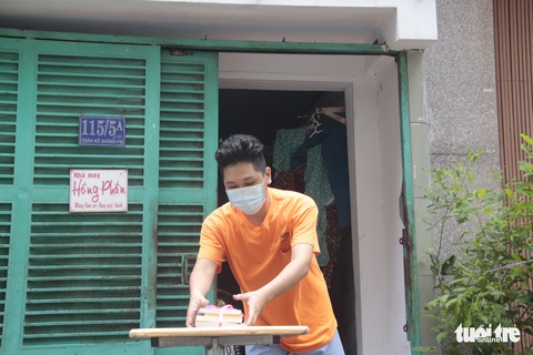 Khép cửa đọc sách những ngày phong tỏa - Ảnh 4. Khép cửa đọc sách những ngày phong tỏa - Ảnh 4.