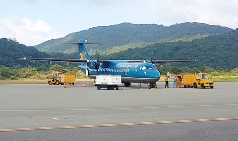 Mở rộng đường băng, nhà ga để sân bay Côn Đảo đón 2 triệu khách - Ảnh 1. Mở rộng đường băng, nhà ga để sân bay Côn Đảo đón 2 triệu khách - Ảnh 1.