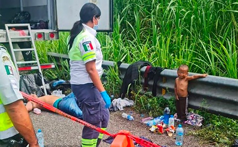 Bé 2 tuổi bị bỏ rơi khi vượt biên cùng cha đã được đưa về với mẹ - Ảnh 2. Bé 2 tuổi bị bỏ rơi khi vượt biên cùng cha đã được đưa về với mẹ - Ảnh 2.