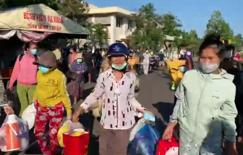 Yêu cầu báo cáo gấp vụ 500 người nhà và bệnh nhân tự ý rời bệnh viện chưa gỡ phong tỏa - Ảnh 3. Yêu cầu báo cáo gấp vụ 500 người nhà và bệnh nhân tự ý rời bệnh viện chưa gỡ phong tỏa - Ảnh 3.