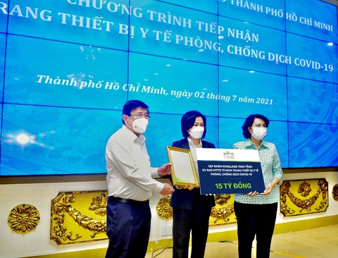 Novaland hỗ trợ TP.HCM trang thiết bị y tế phòng chống dịch với kinh phí 15 tỷ đồng - Ảnh 1. Novaland hỗ trợ TP.HCM trang thiết bị y tế phòng chống dịch với kinh phí 15 tỷ đồng - Ảnh 1.