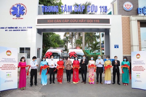 Novaland hỗ trợ TP.HCM trang thiết bị y tế phòng chống dịch với kinh phí 15 tỷ đồng - Ảnh 2. Novaland hỗ trợ TP.HCM trang thiết bị y tế phòng chống dịch với kinh phí 15 tỷ đồng - Ảnh 2.