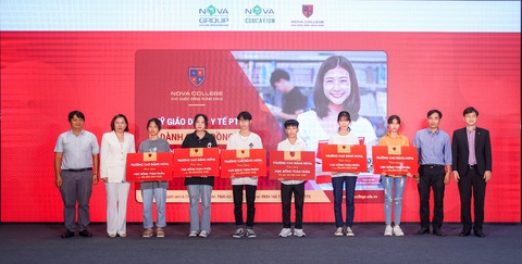 Nova College: Quỹ học bổng 30 tỉ đồng đã tìm được 69 tân chủ nhân - Ảnh 1. Nova College: Quỹ học bổng 30 tỉ đồng đã tìm được 69 tân chủ nhân - Ảnh 1.